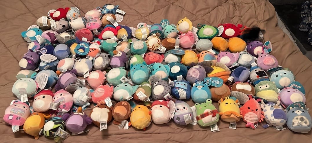 Roughly 90 squishmallow clips