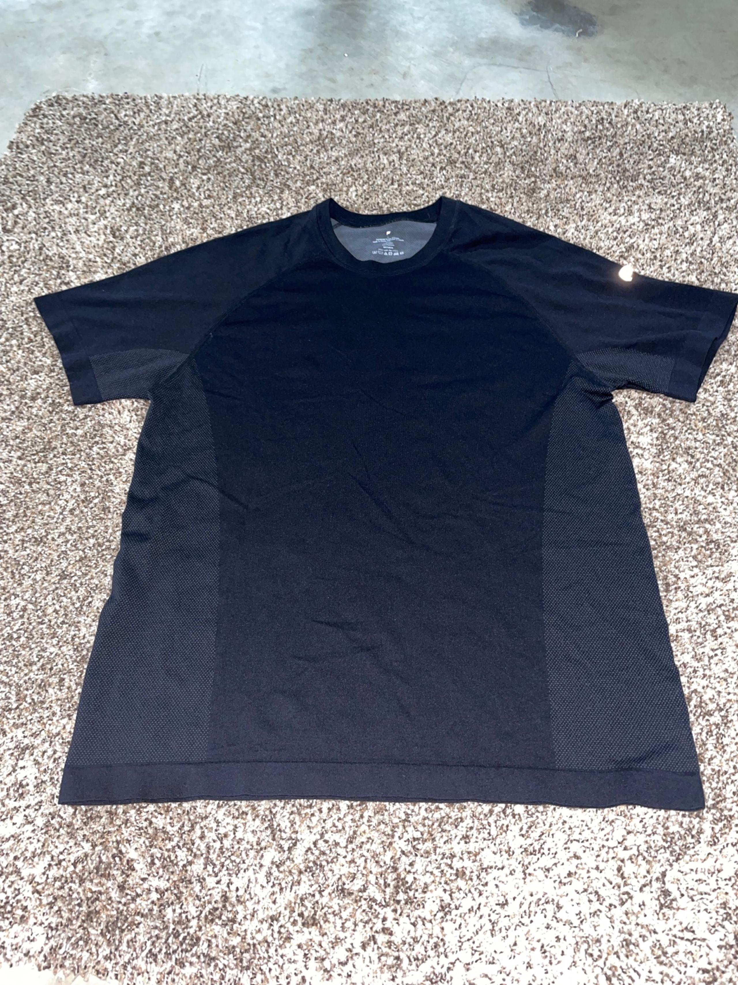 Mens Fabletics Shirt - Large