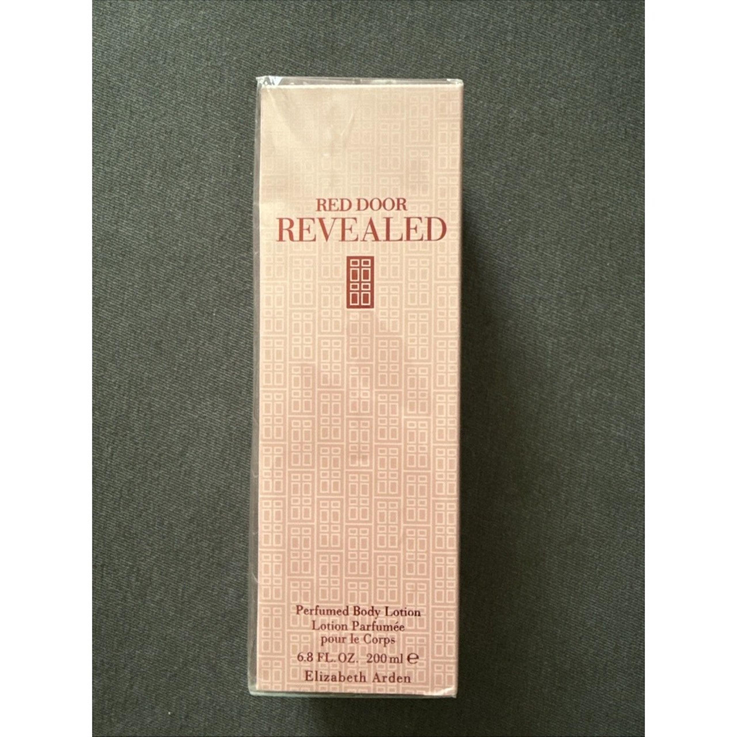 Elizabeth Arden Red Door Revealed Body Lotion 6.8 FL. OZ. NWB Sealed
