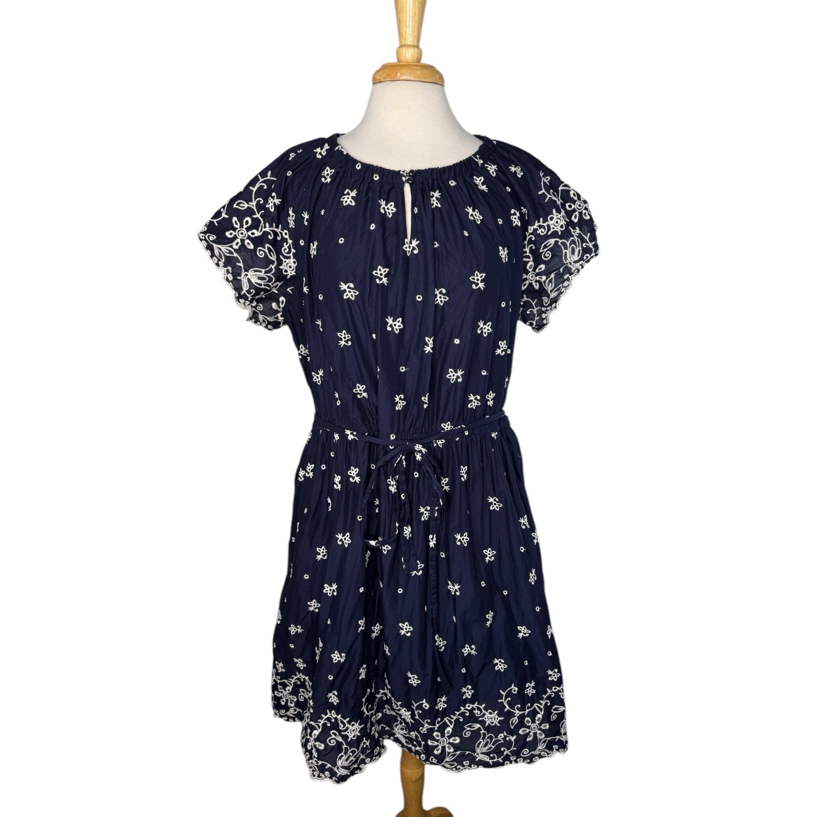 LANE BRYANT Navy Blue Eyelet Embroidered Dress Size 20 Cap Sleeve Floral Pocket