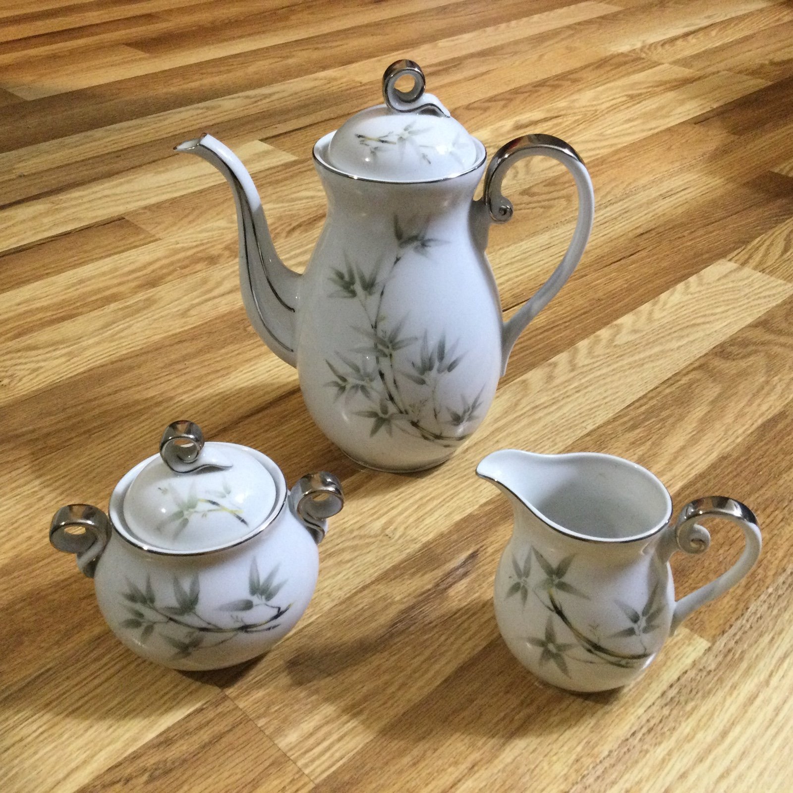 SEYEI Bamboo Gardens Mini Coffee Pot, Creamer & Sugar Bowl - Vintage