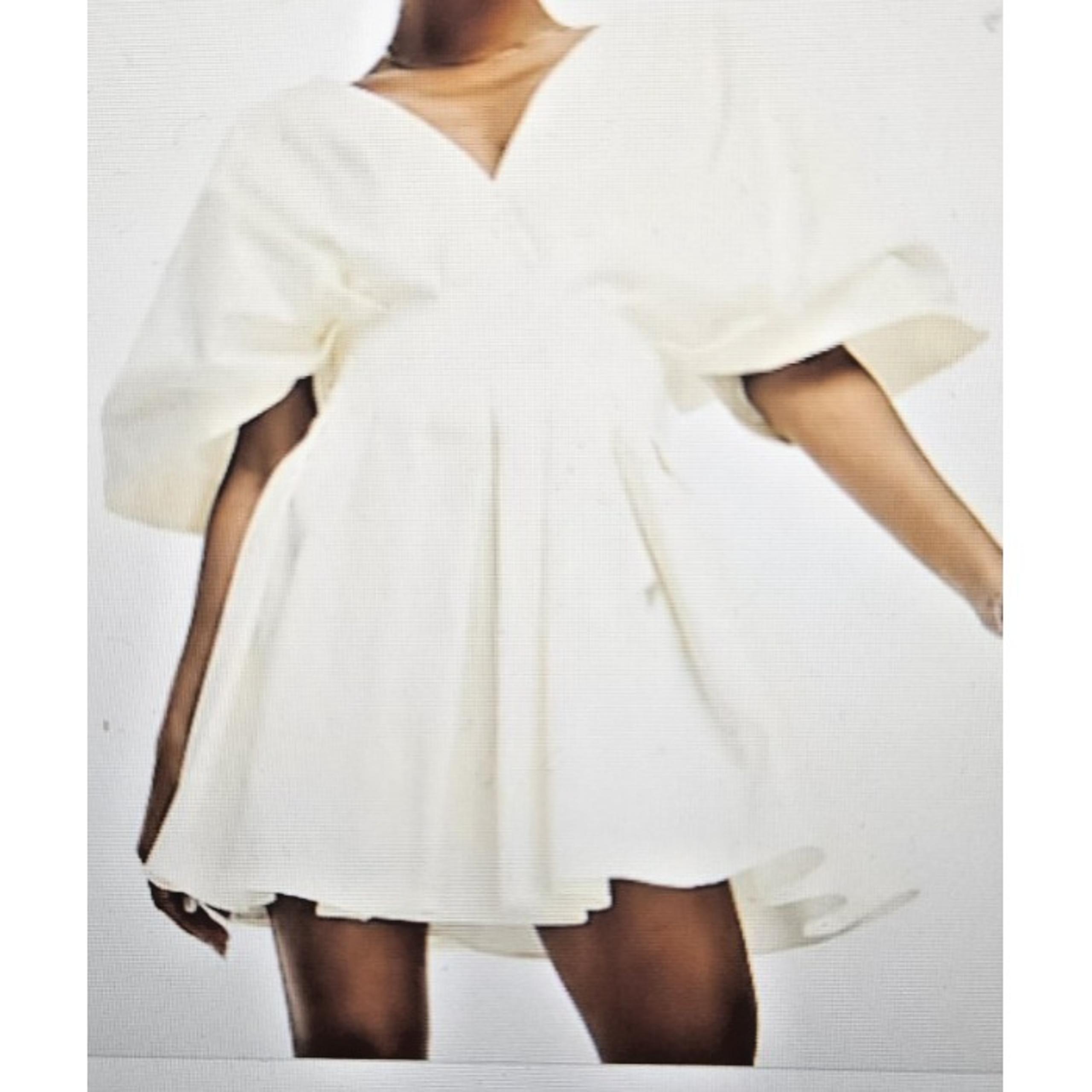 NWT ASOS DESIGN Curve V neck structured mini dress 100% cotton ivory woman Sz 10