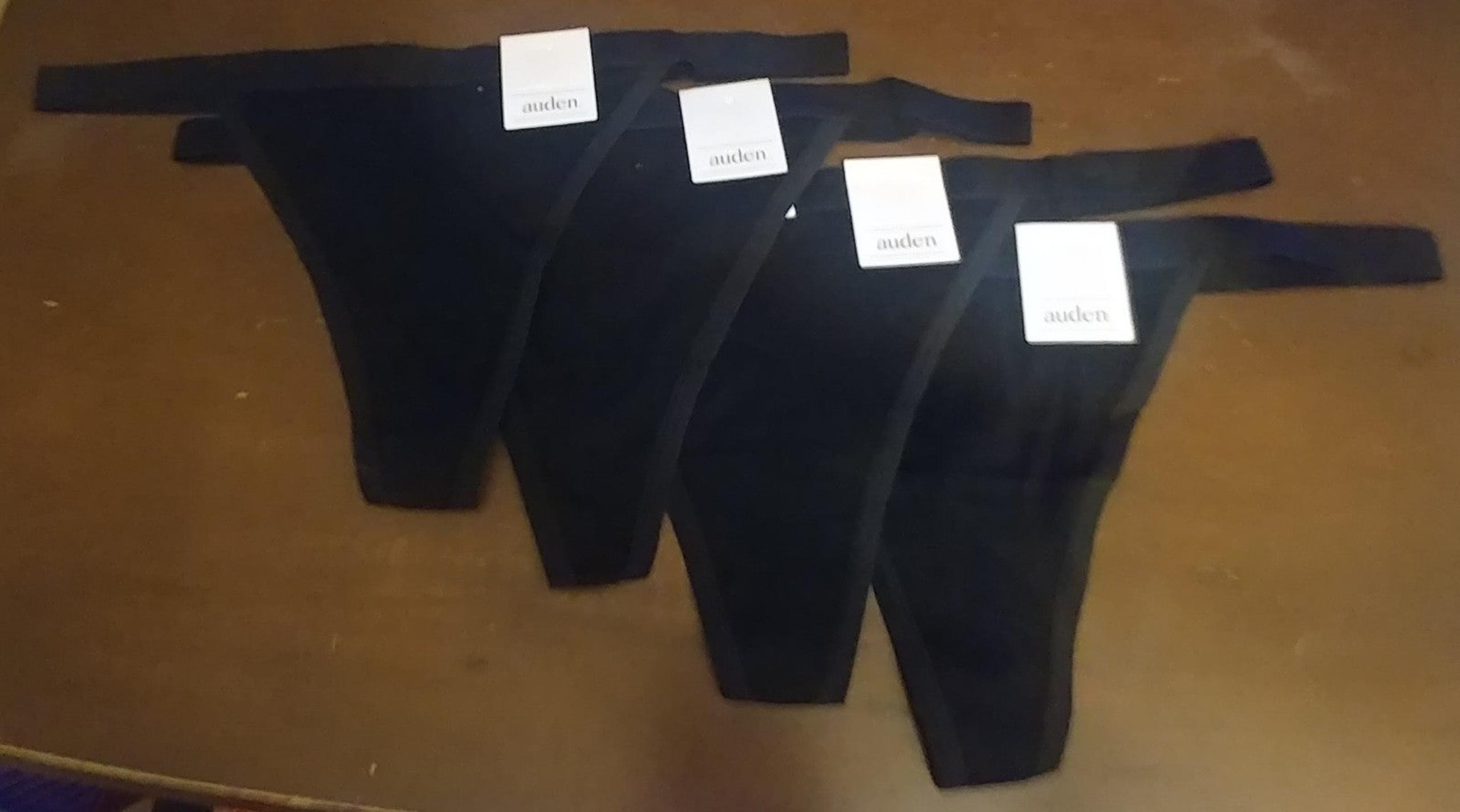 (4) Auden Women's Thongs Size Medium (8-10) Black New with Tags (B Bin)