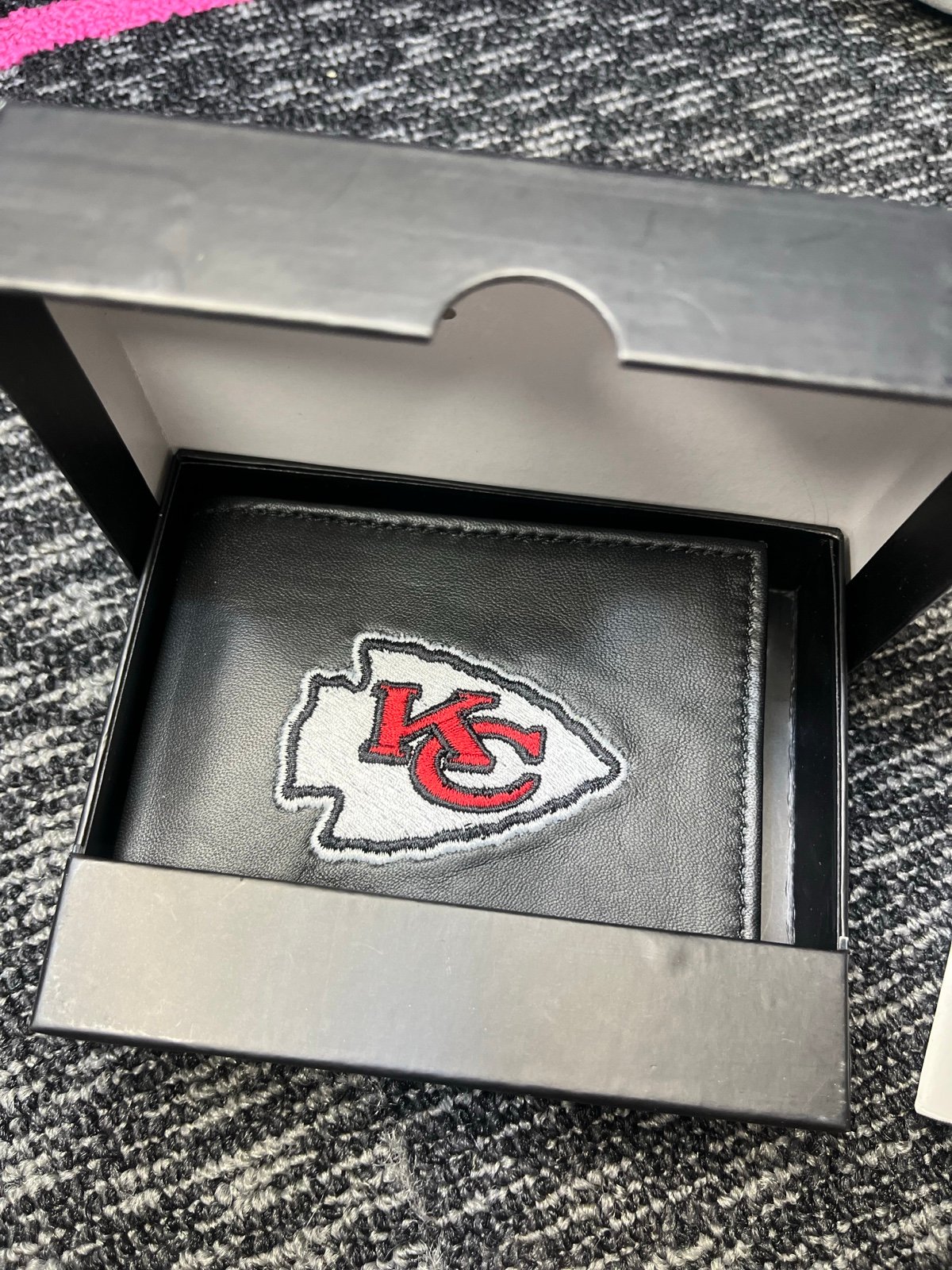 Chiefs emb trifold leather wallet NWT