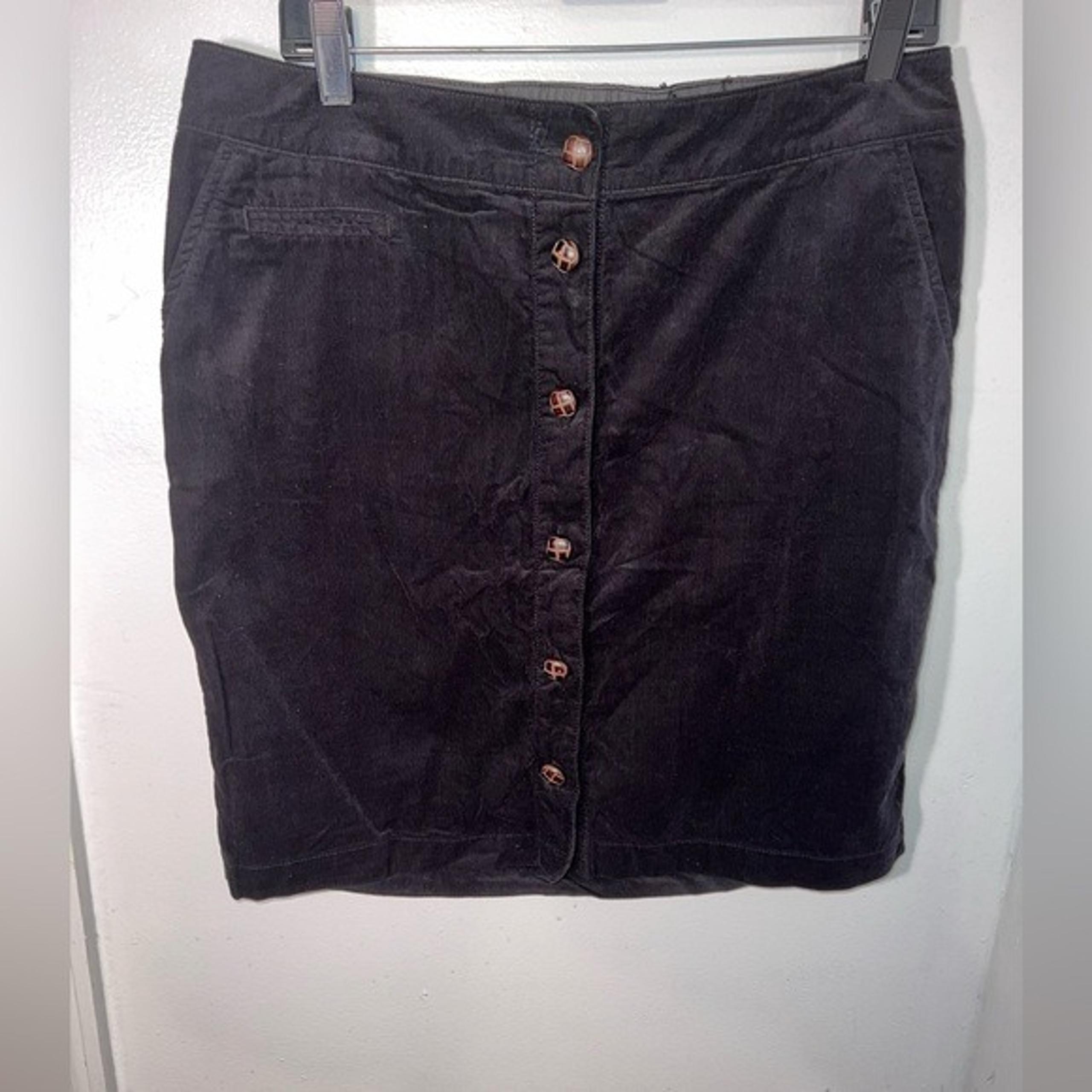 Sonoma, modern skirt,10, lightweight, ribbed, contrast button down, A-line skirt