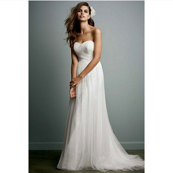 Never Worn Wedding Dress