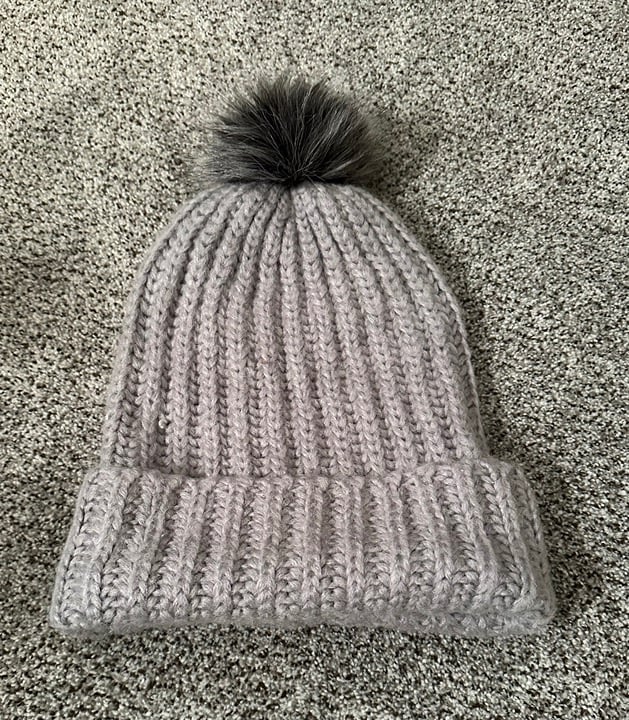 KATE SPADE Gray Wool Mohair Blend Beanie Hat Faux Fur Pom Pom O/S