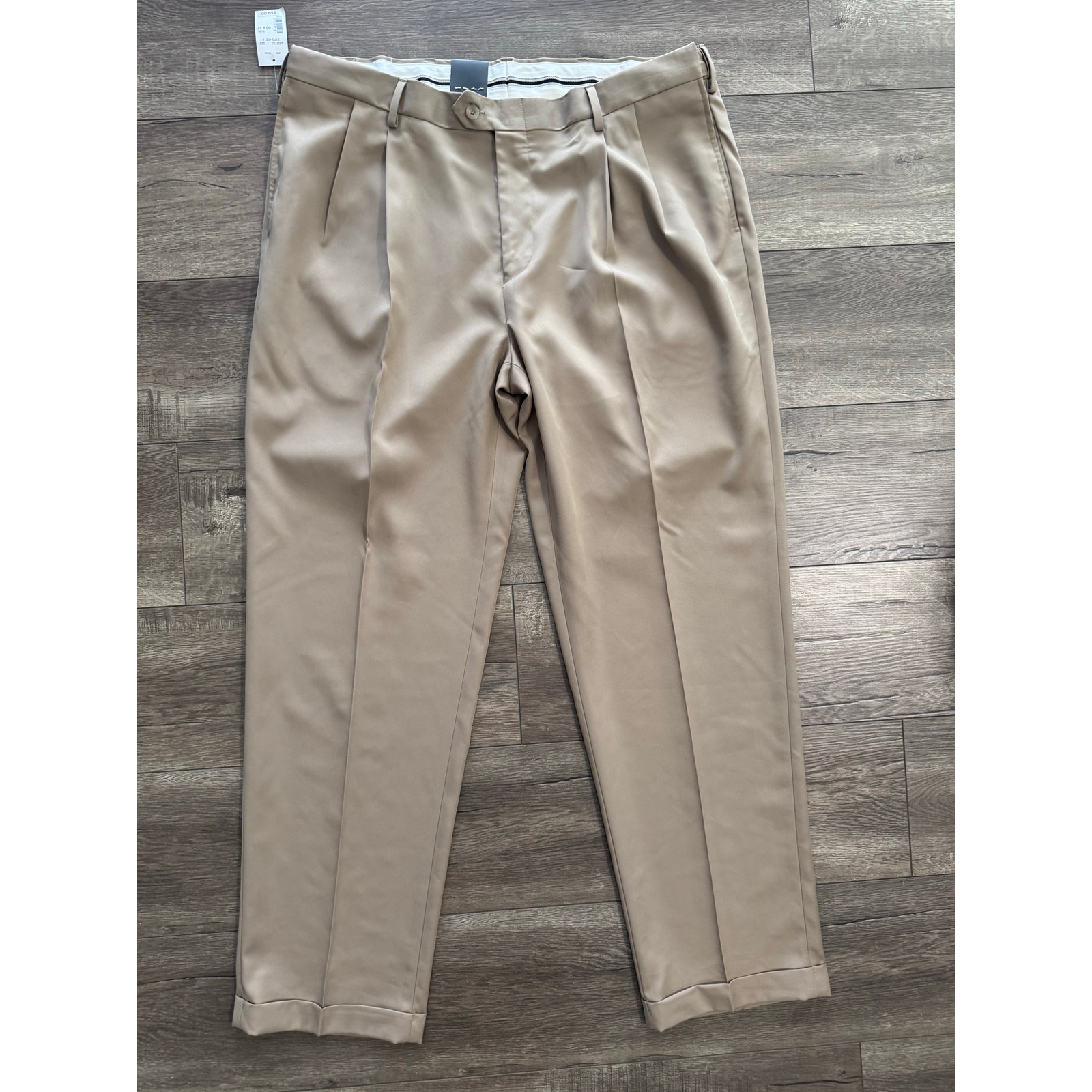 Jos A Bank Traveler Performance Style Traditional Fit Khaki Pants Sz 40 x 32 NWT
