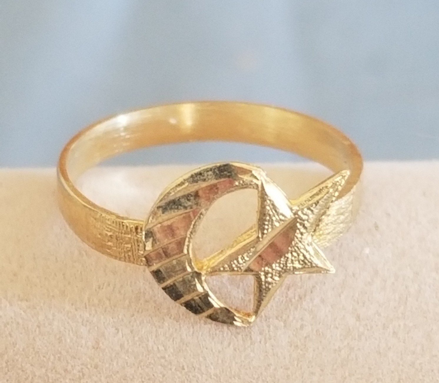 10K Gold Moon Star Ring