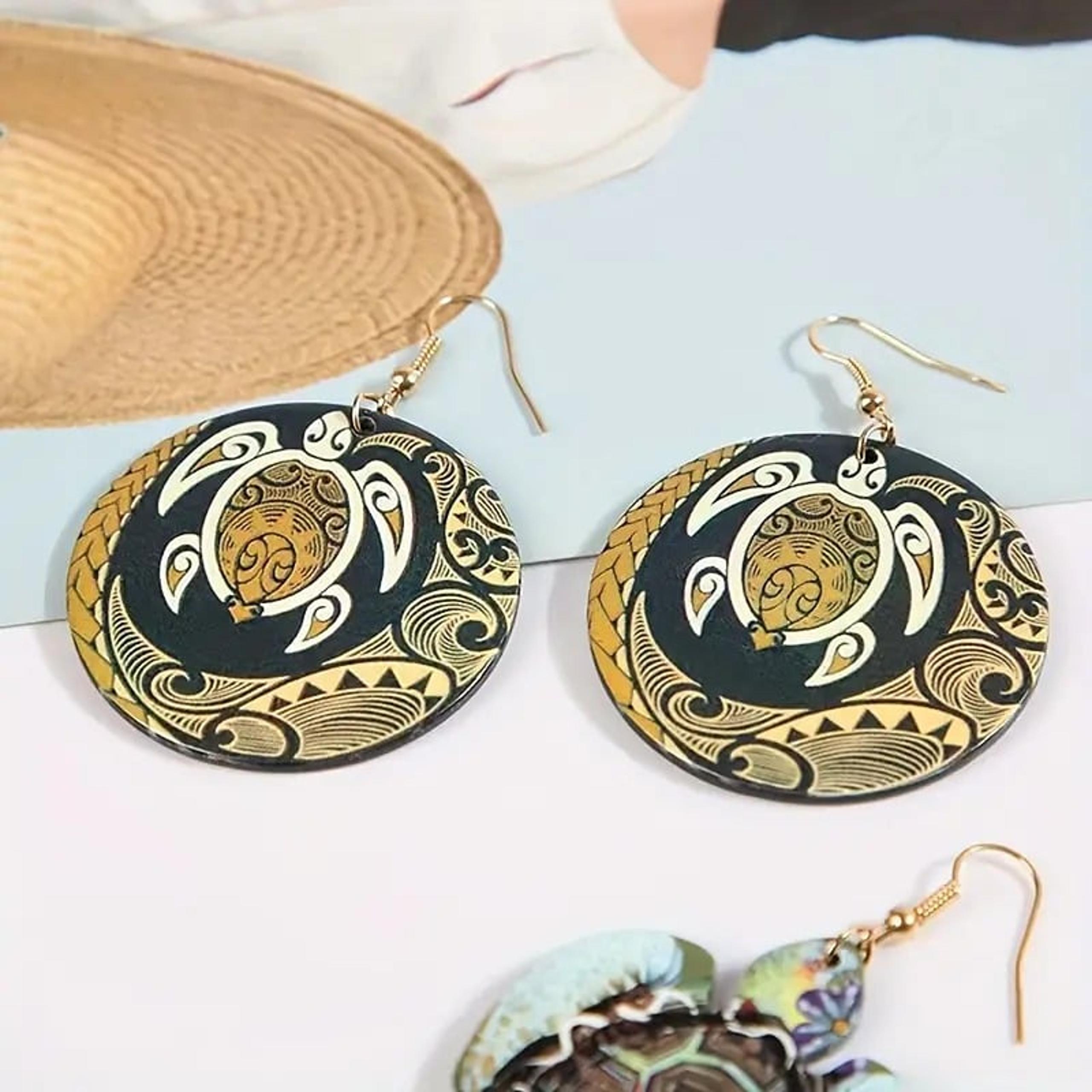 Hawaiian Style Acrylic Turtle earrings