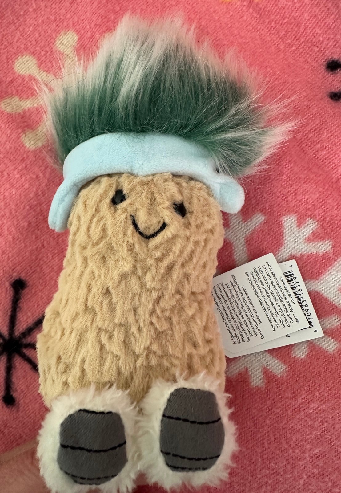 Jellycat Amuseables Peanut 'Après Ski' nwt