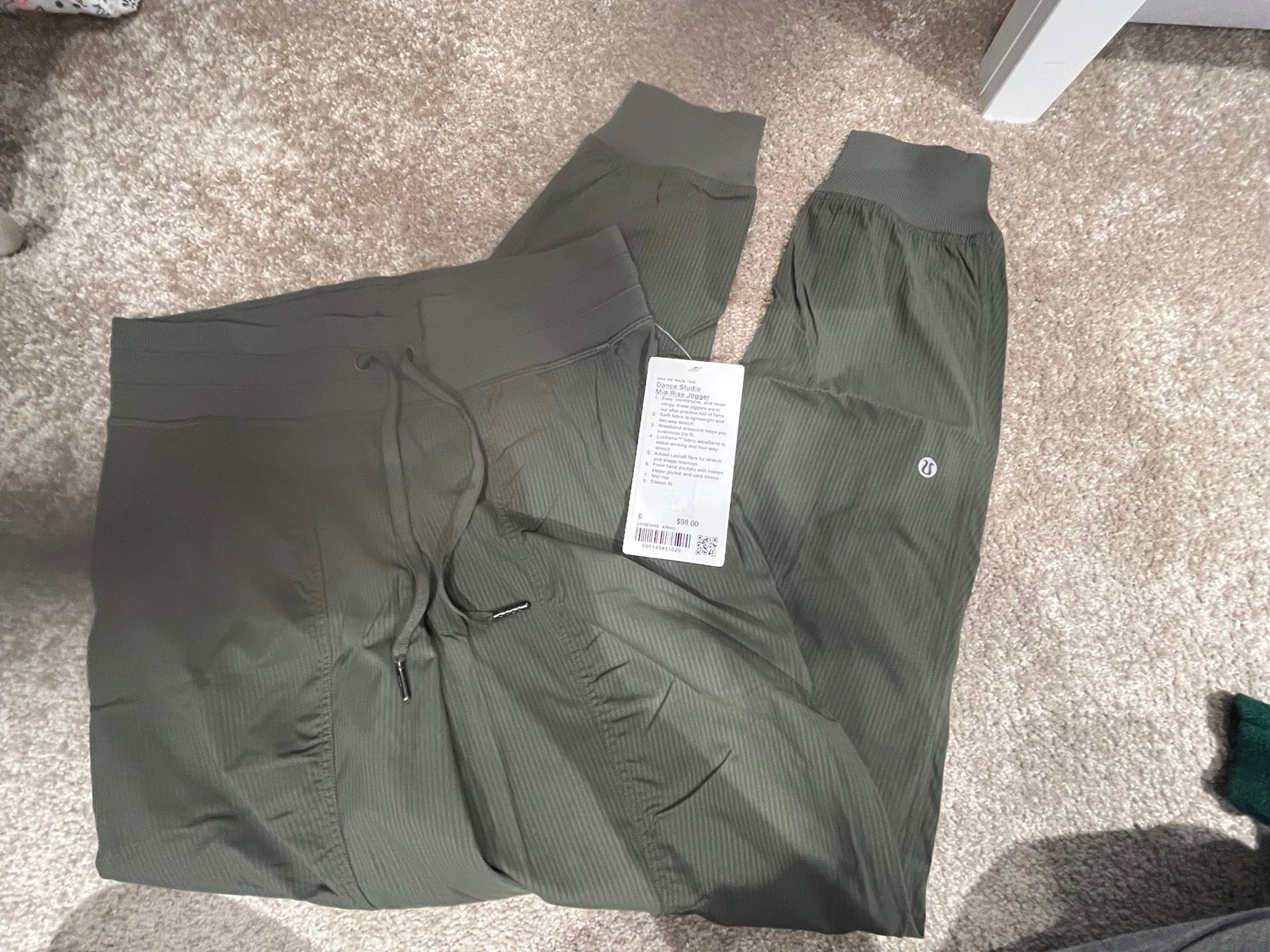 Lululemon dance studio joggers