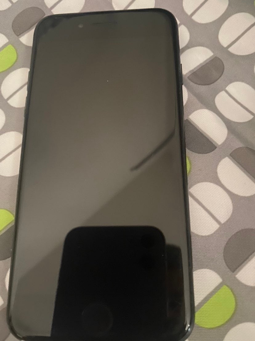 iPhone 7 Jet Black 128 gb Unlocked
