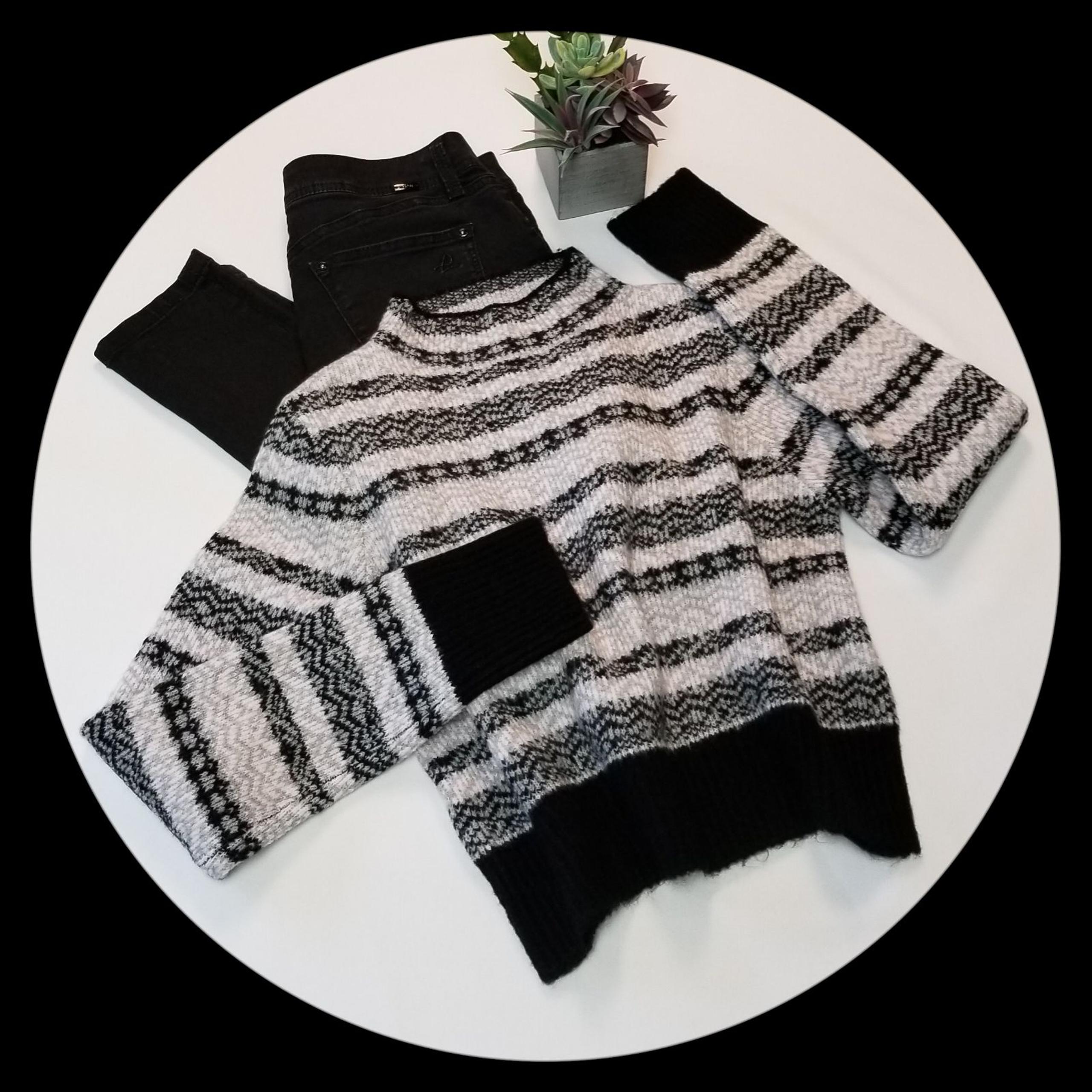 Topshop Fair Isle Crop Sweater Black Sz8