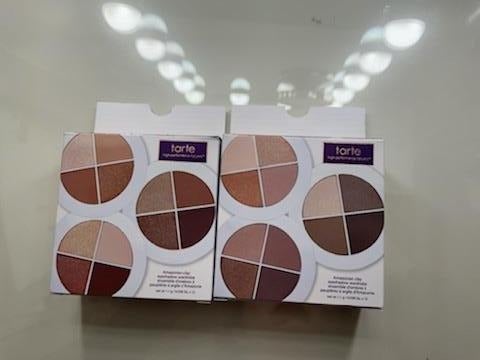 Tarte - lid, laugh, love Amazonian clay eyeshadow wardrobe BUNDLE
