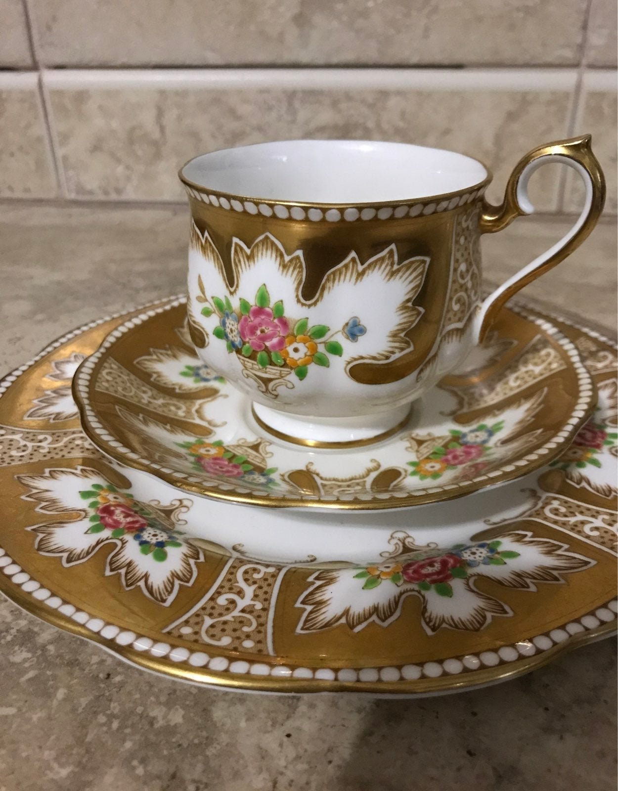 Royal Albert Royalty Trio