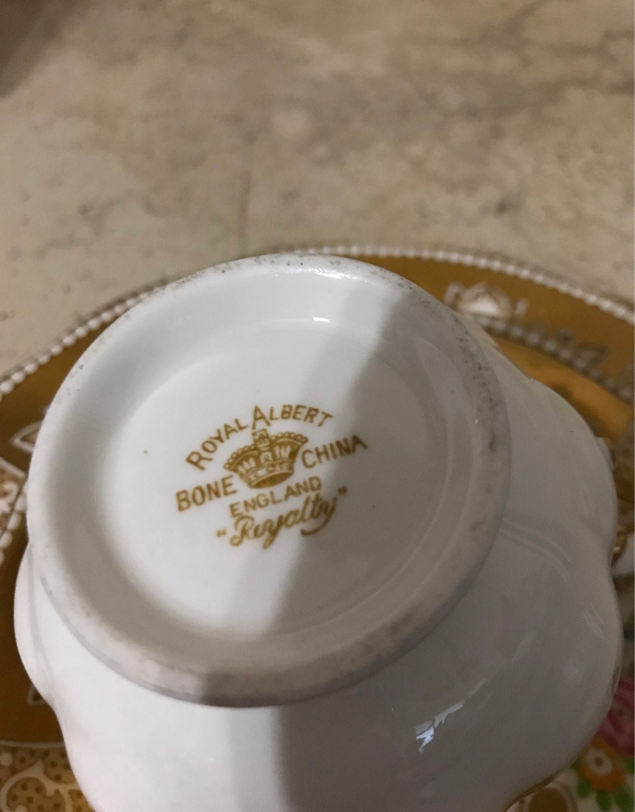 Royal Albert Royalty Trio - detail