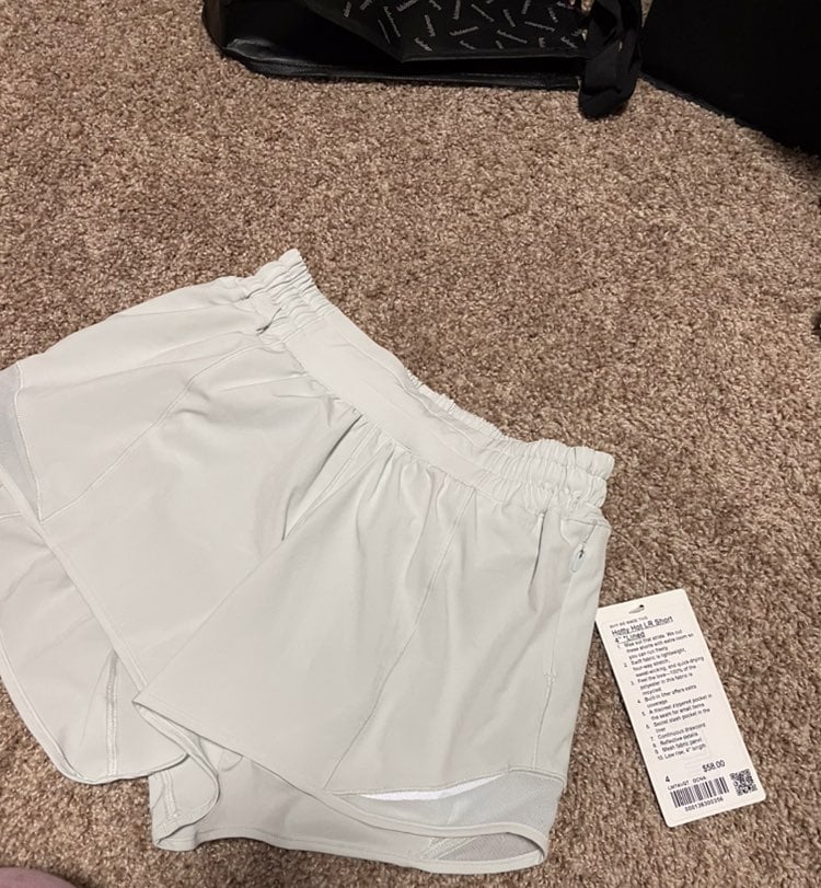 Lululemon Hotty Hot shorts