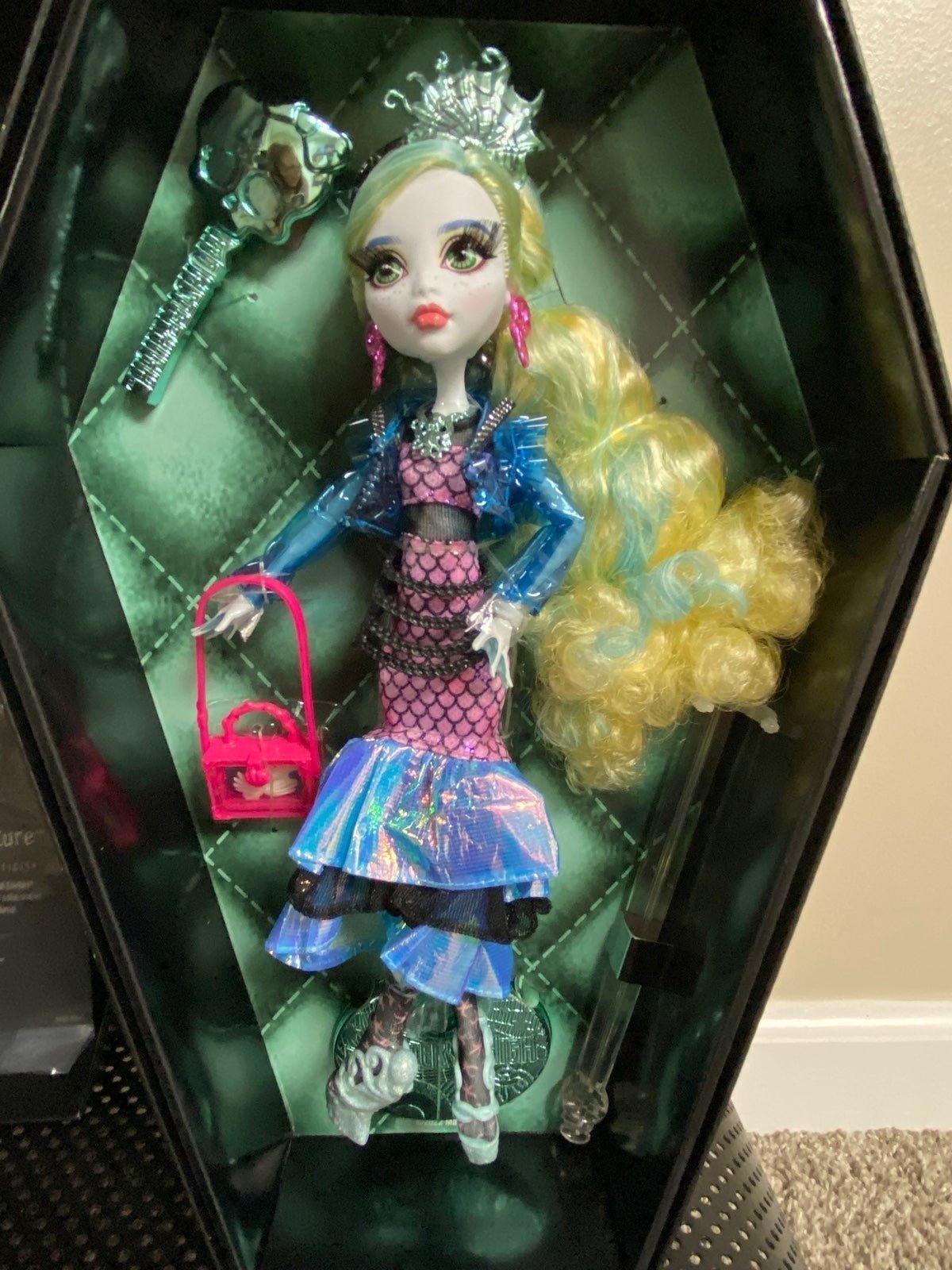 MONSTER HIGH HAUNT COUTURE LAGOONA BLUE DOLL
