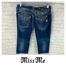 Miss Me Crystal Bling Capri Jeans