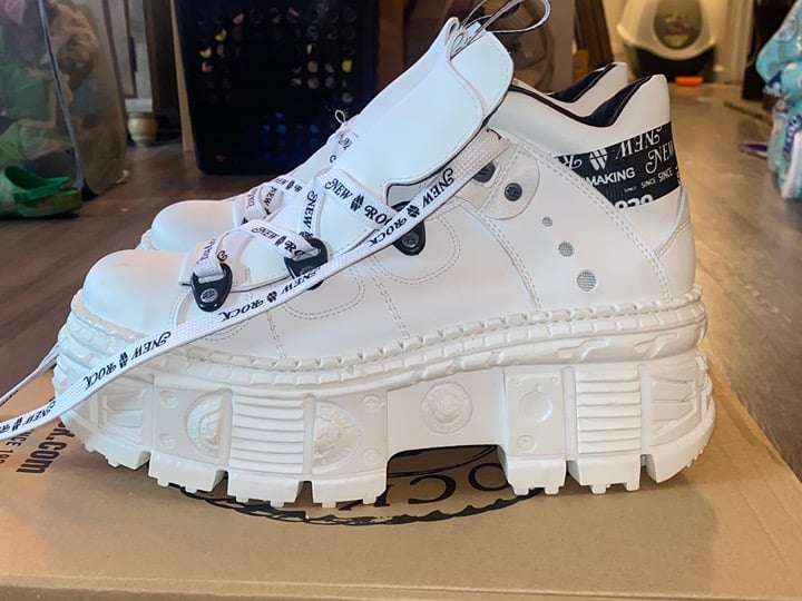 Mens New Rock White Platforms Size 12