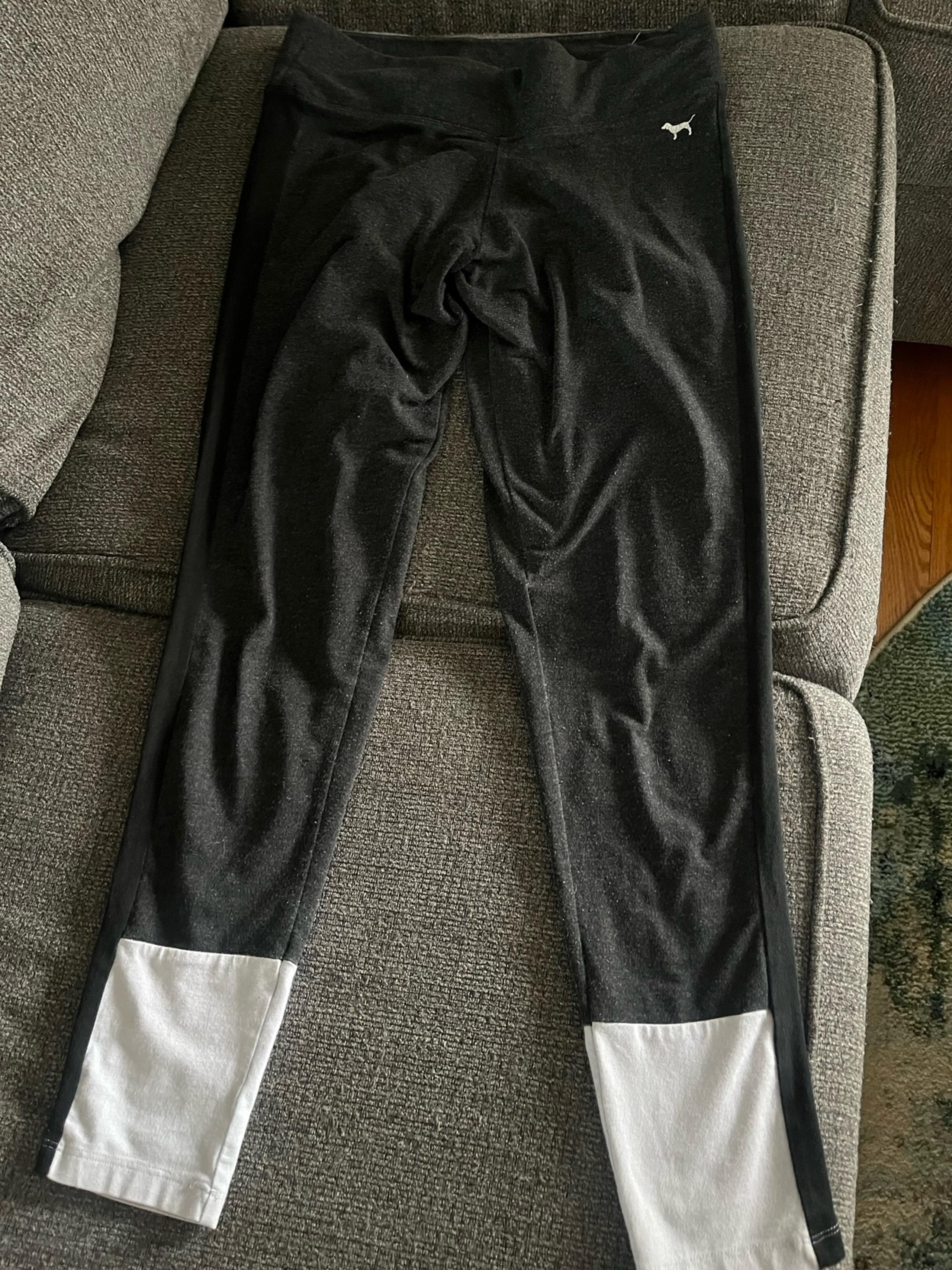 Pink Yoga leggings size medium