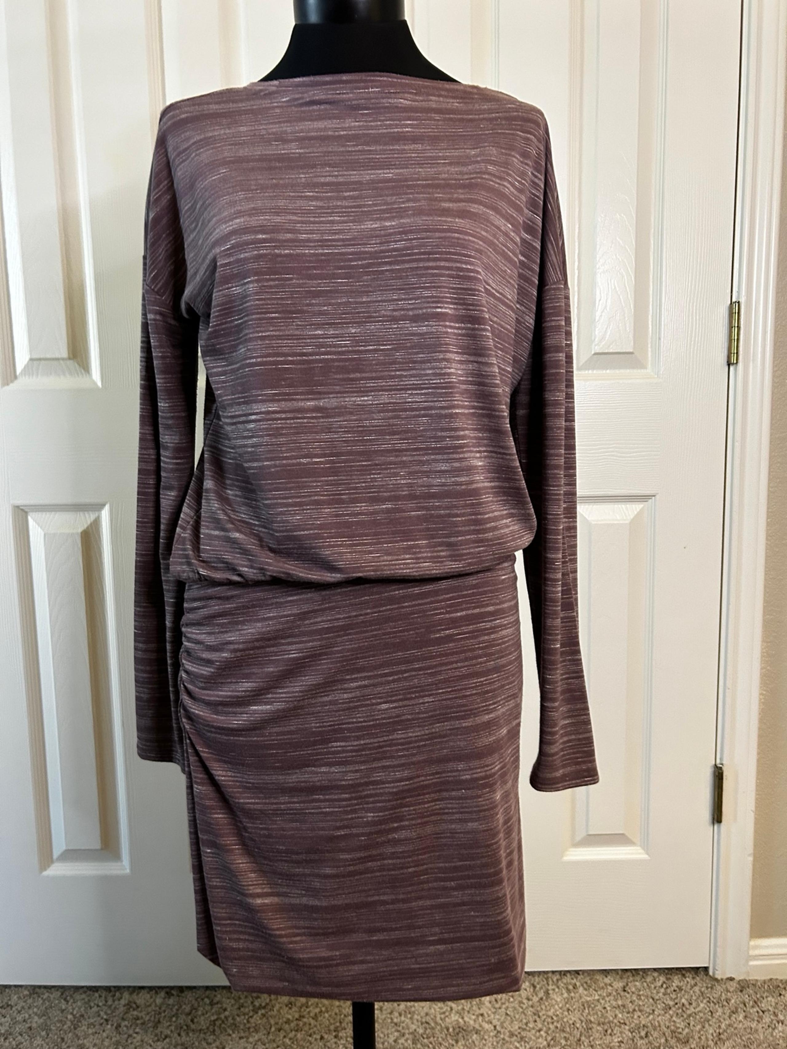 Athleta cinched long sleeve dress. Size S. NWOTGS.