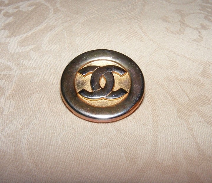 Chanel Brooch * Pin * Goldtone