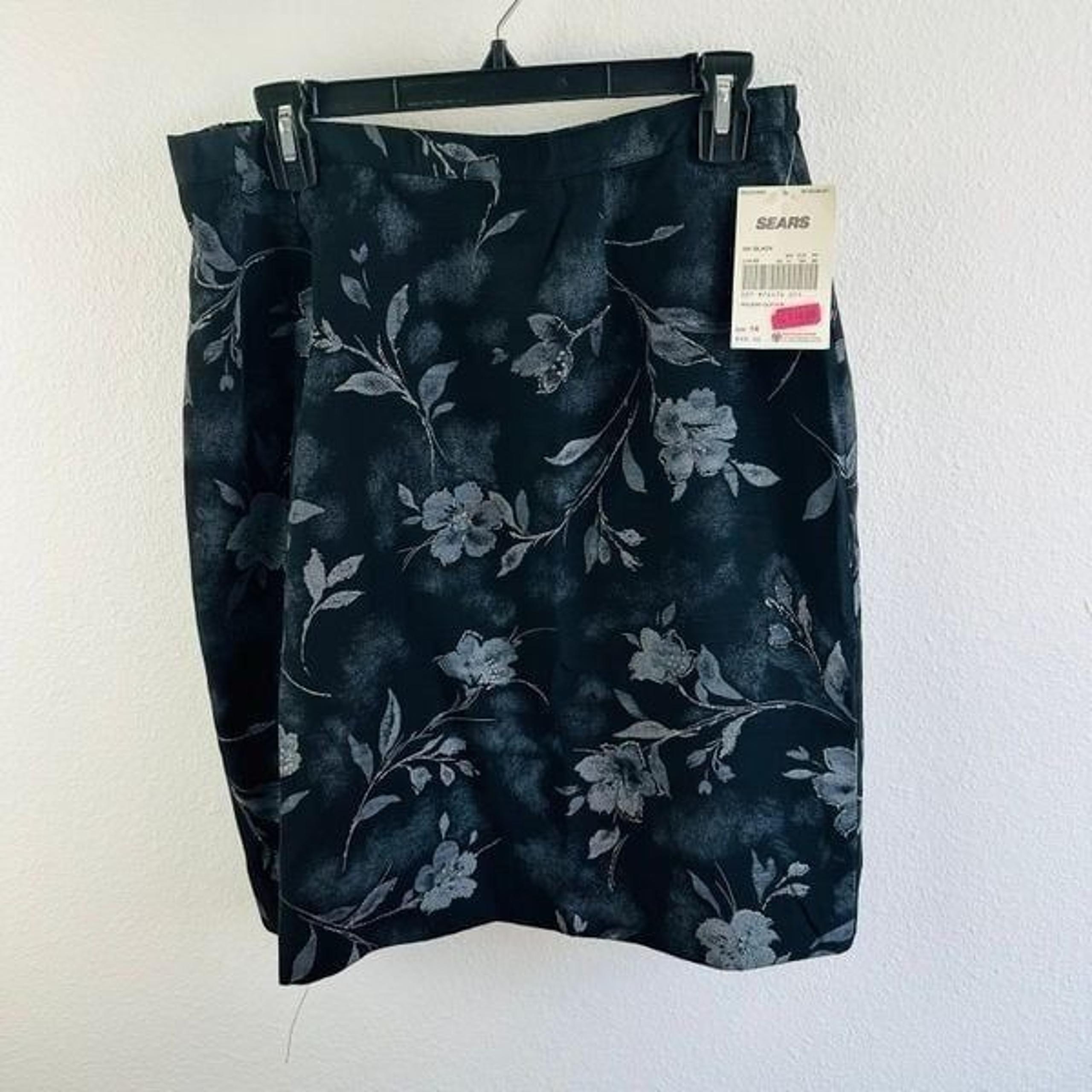 Laura Scott VTG Black Silver Floral Skirt