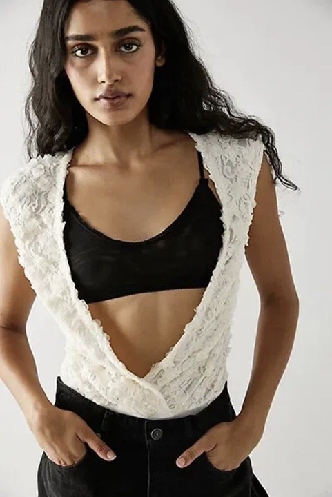 FREE PEOPLE 2 huate 2 handle rosette Sz L NEW