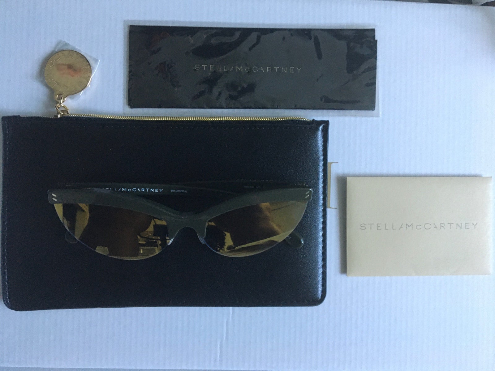 Reflective Cat eye sunglasses
