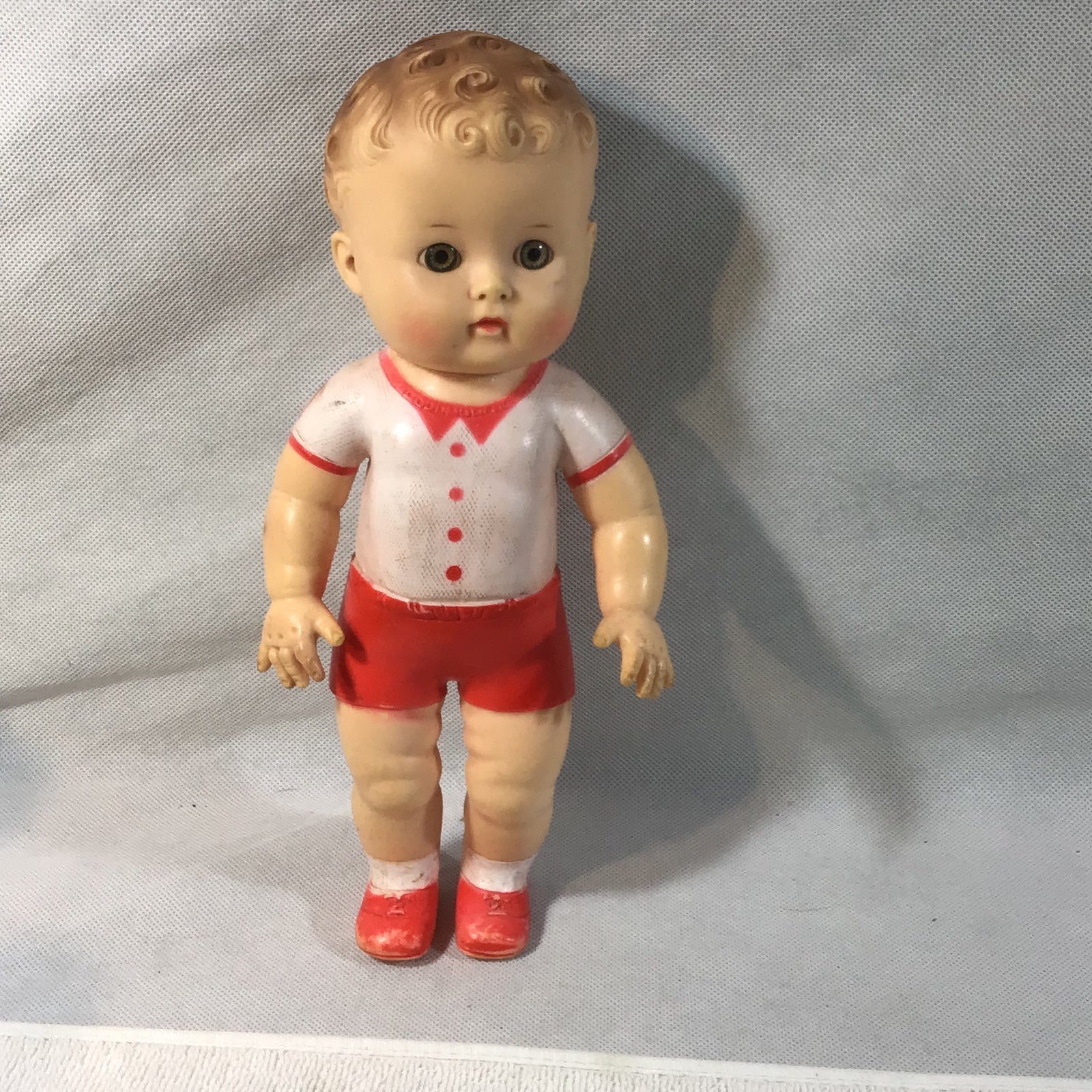Sun rubber Company Vintage little boy rubber doll does not squeak N3