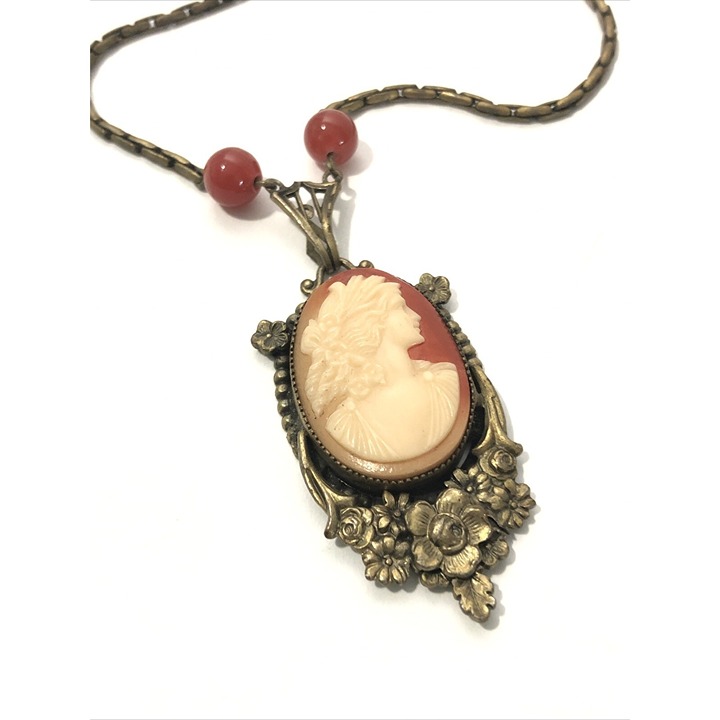Antique Carved Shell Cameo Brooch Pendant Necklace-18”, Oval In Flower Setting.