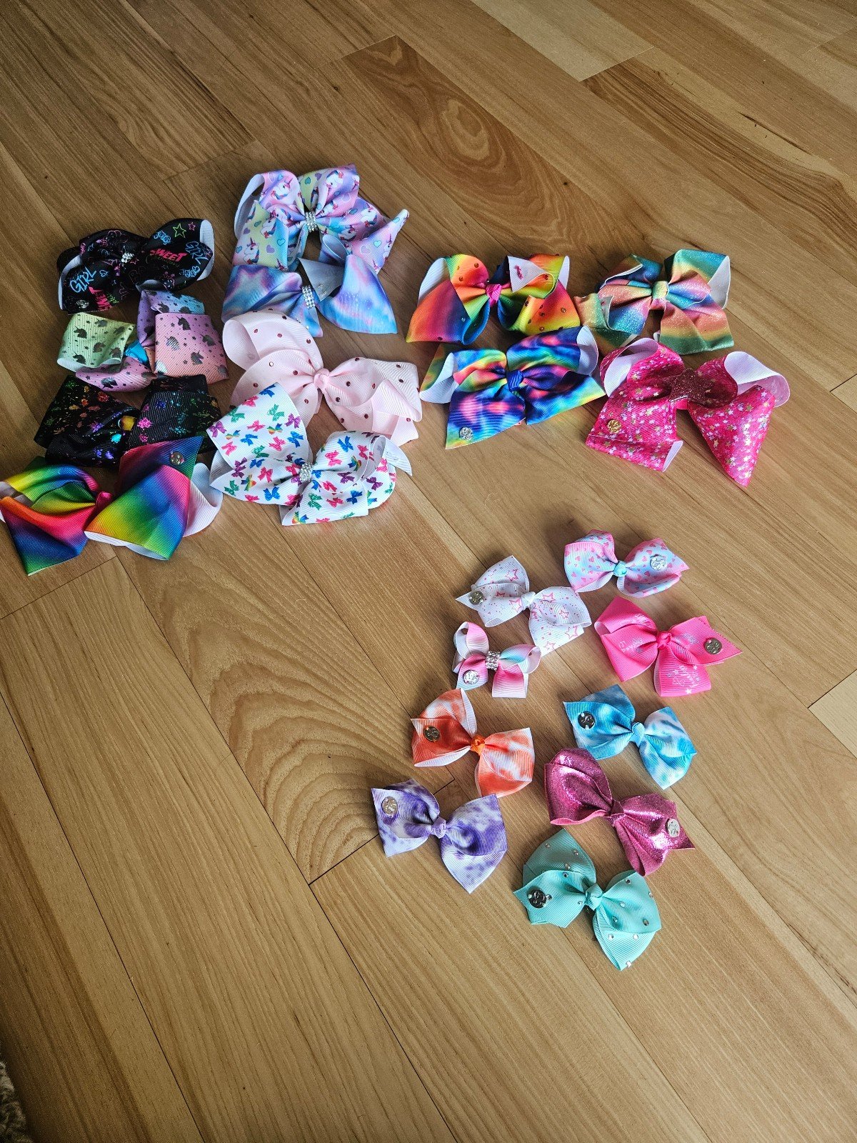 Jojo Siwa Bow Collection