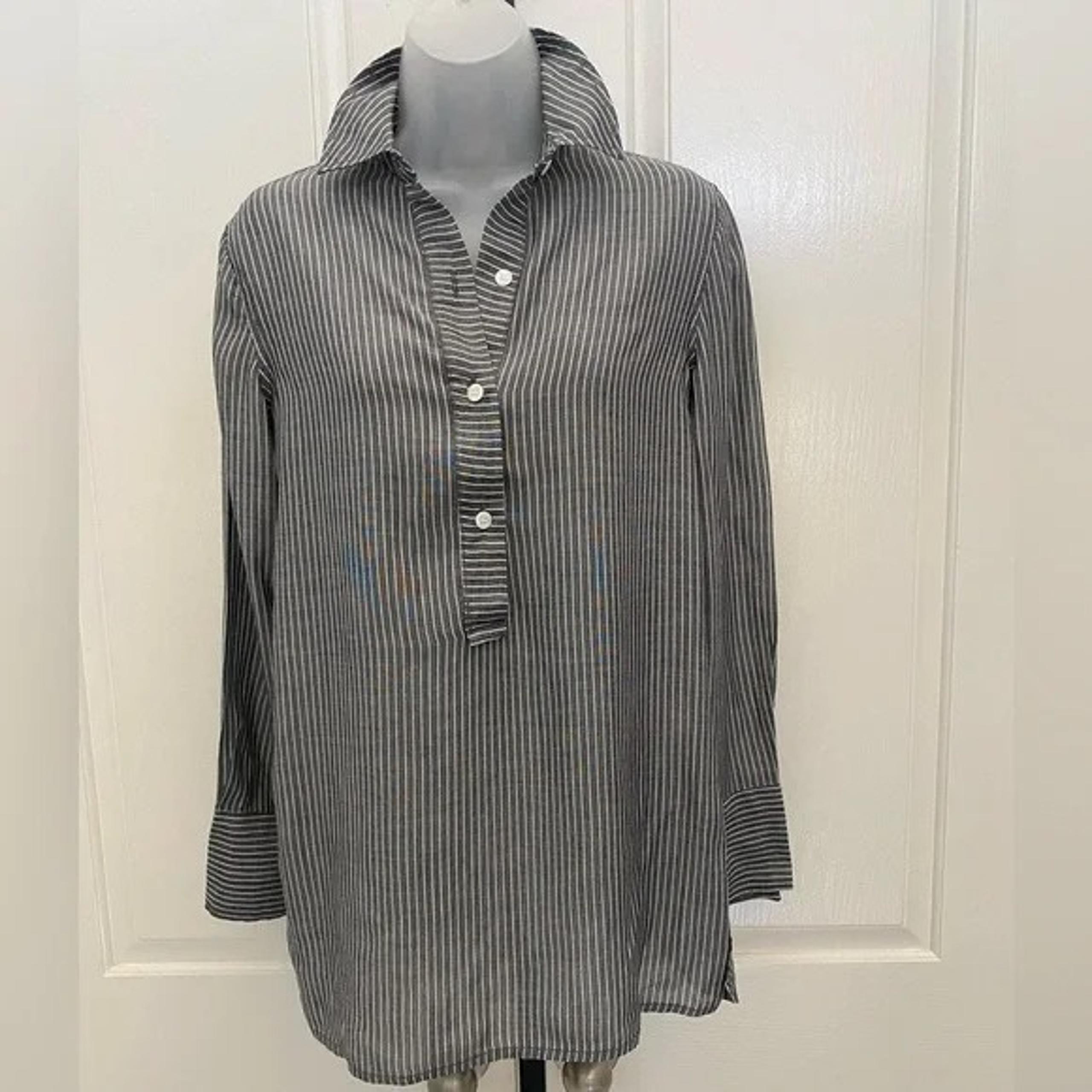 Max Studio Gray Striped 1/2 Button-Up Shirt XS