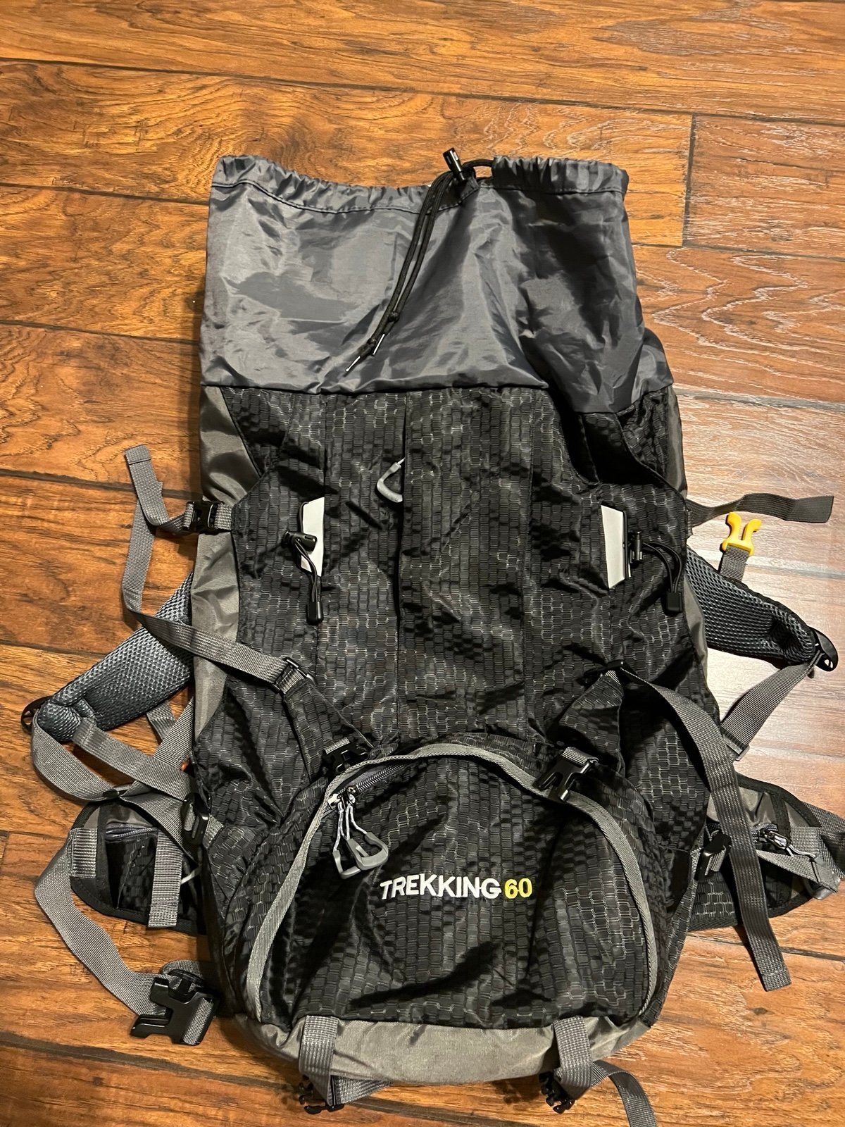 Free Night Trekking 60L Backpack
