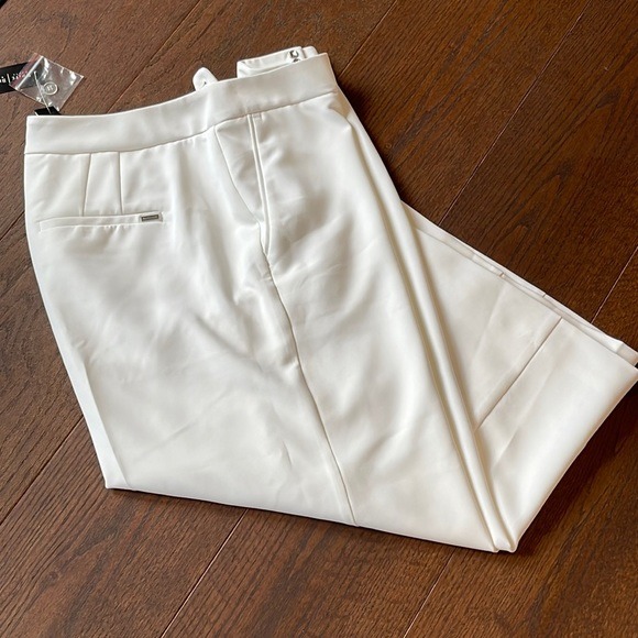 NWT White House Black Market White Crop Trousers Size 14