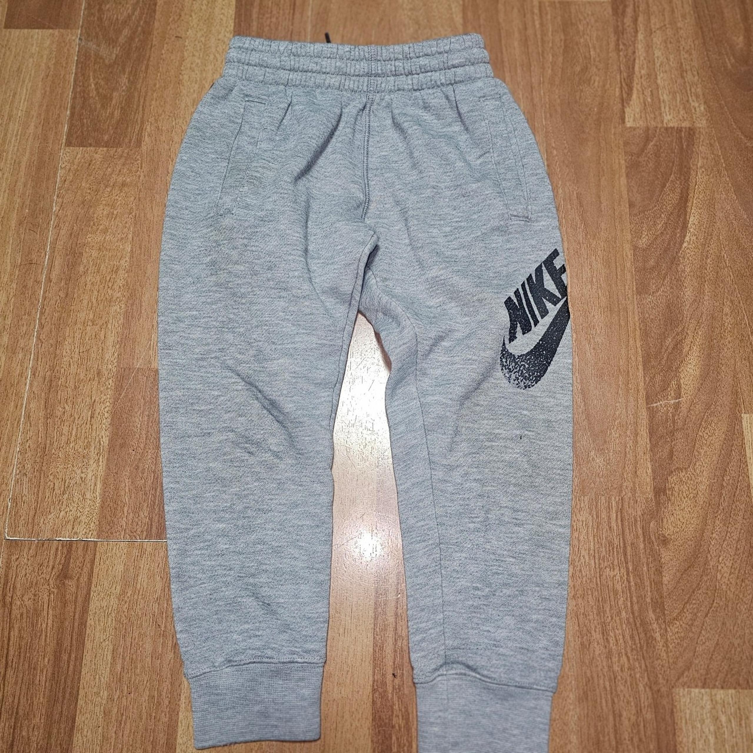 Grey Nike SB joggers 4