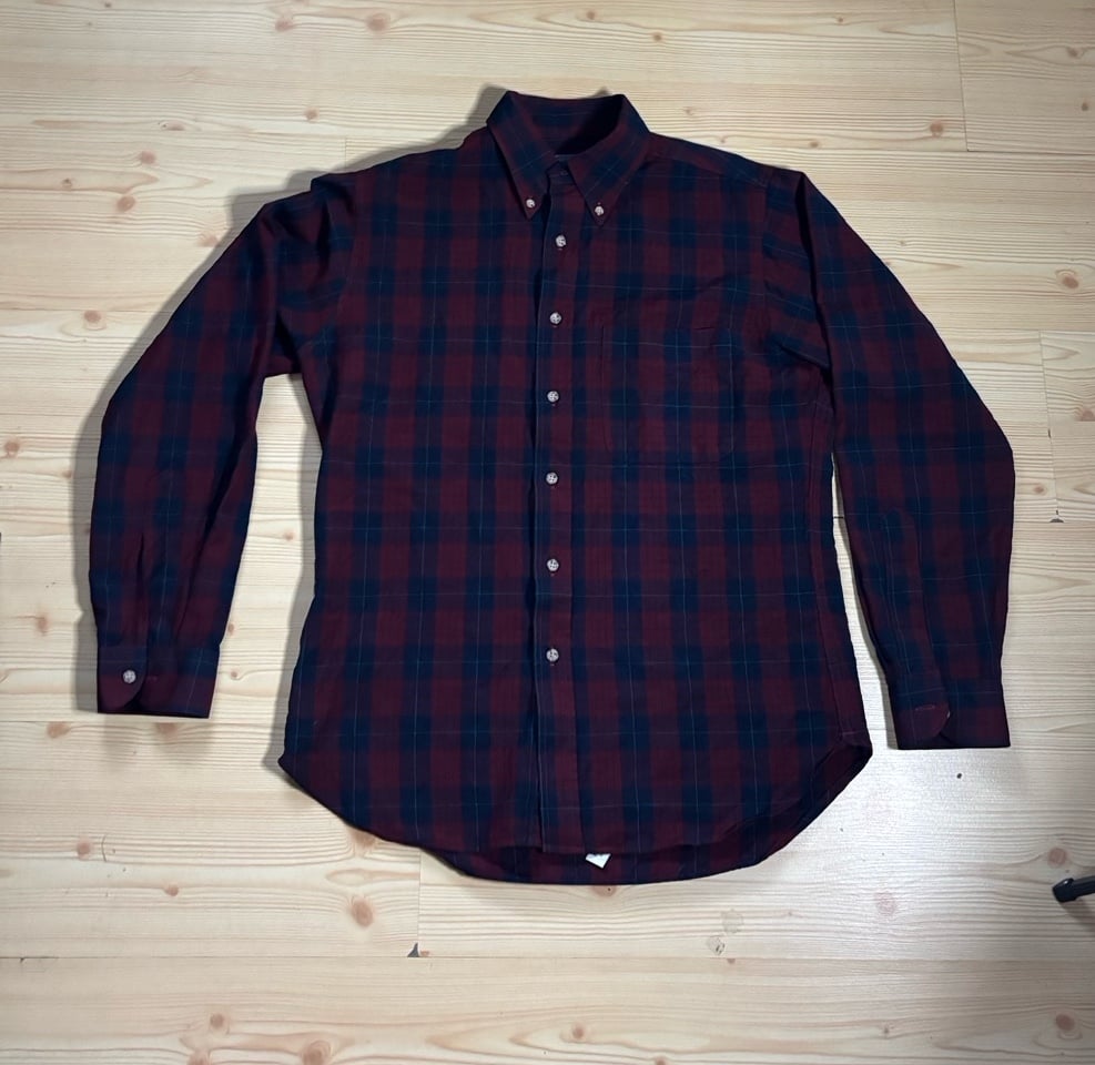 Pendleton Flannel Shirt Mens Size M Maroon Plaid - 100% Pure Virgin Wool