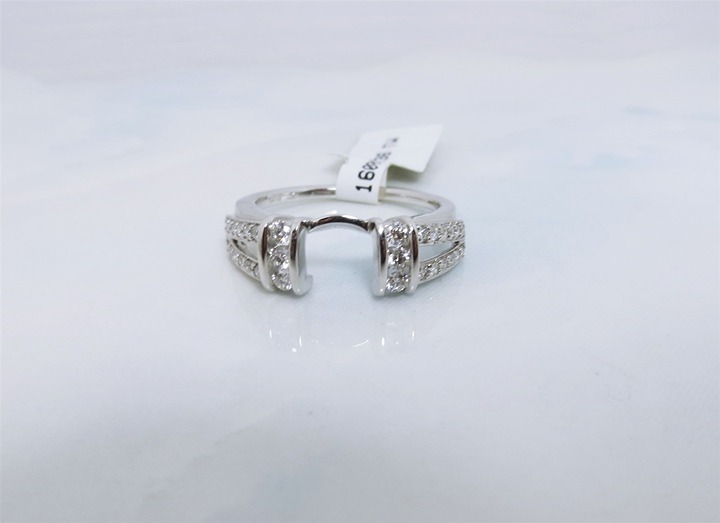 Exquisite 14K White Gold 0.36ctw Diamond Enhancer / Wrap Ring NWT MSRP 2135