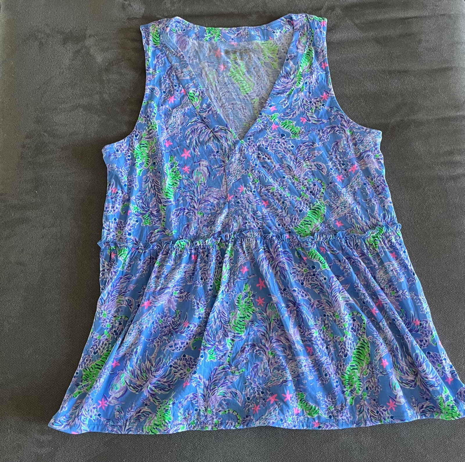 NWOT Lilly Pulitzer Sample Lorina top medium