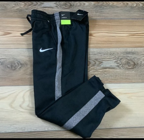 Nike girls DRIFIT loose fit athletic pants size small (NWT)PRICE FIRM
