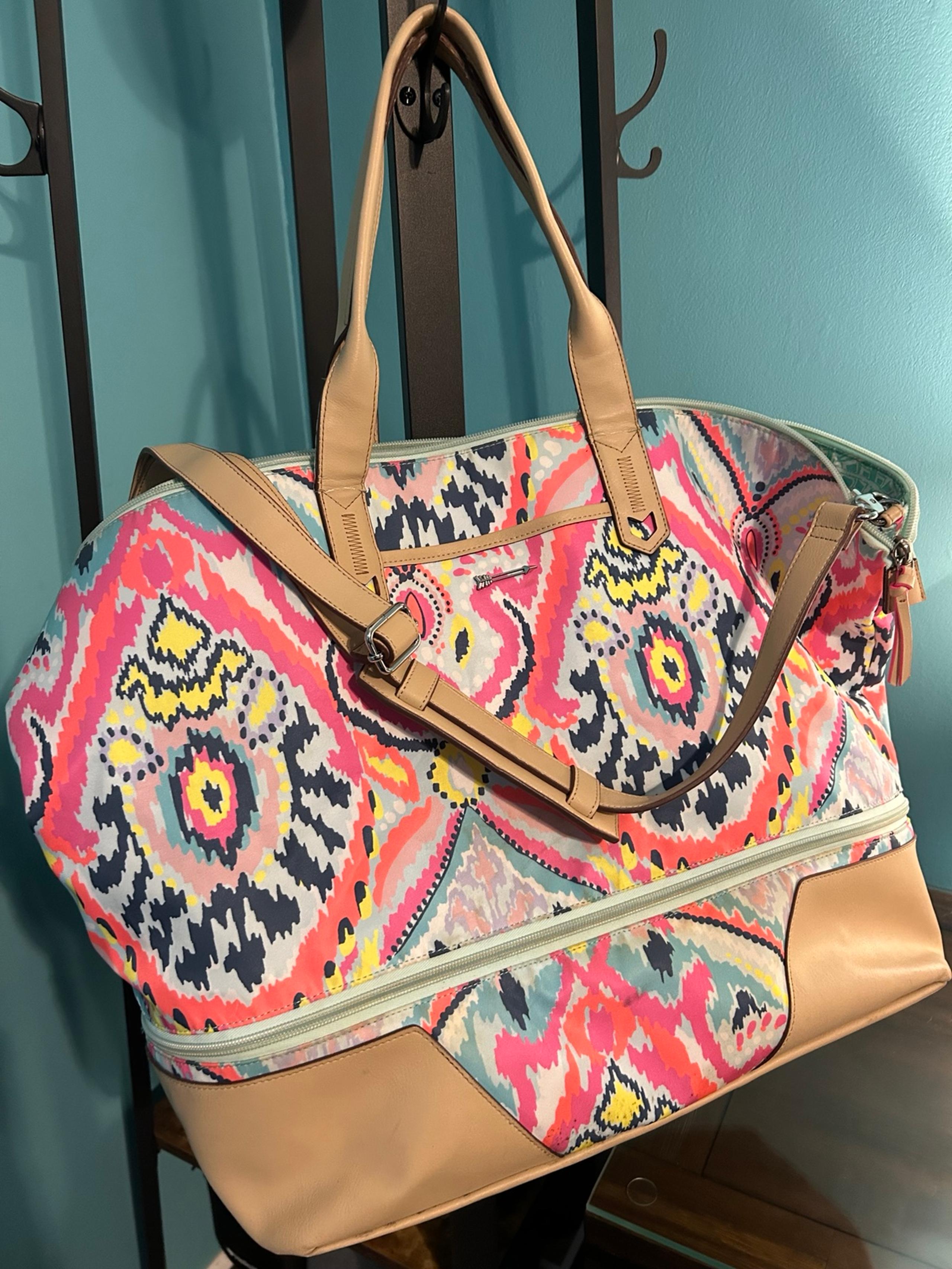 Stella & Dot Getaway Bag