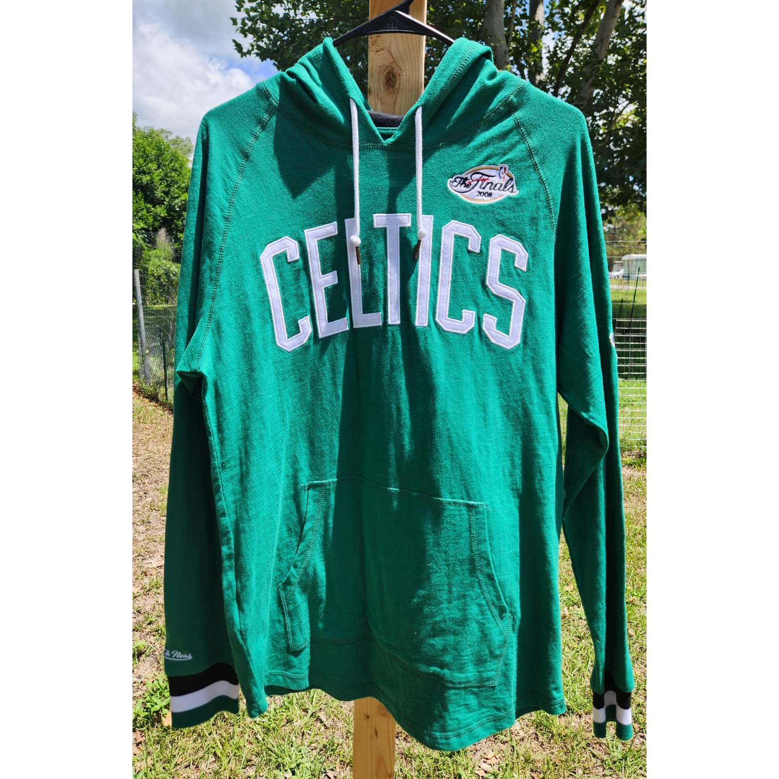 Mitchell & Ness Boston Celtics Mens Lightweight Hoodie Hardwood Classic Medium