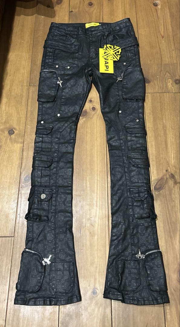 人気が高い GUAPI MONOGRAM (30inch) DENIM EMBELLISHED パンツ