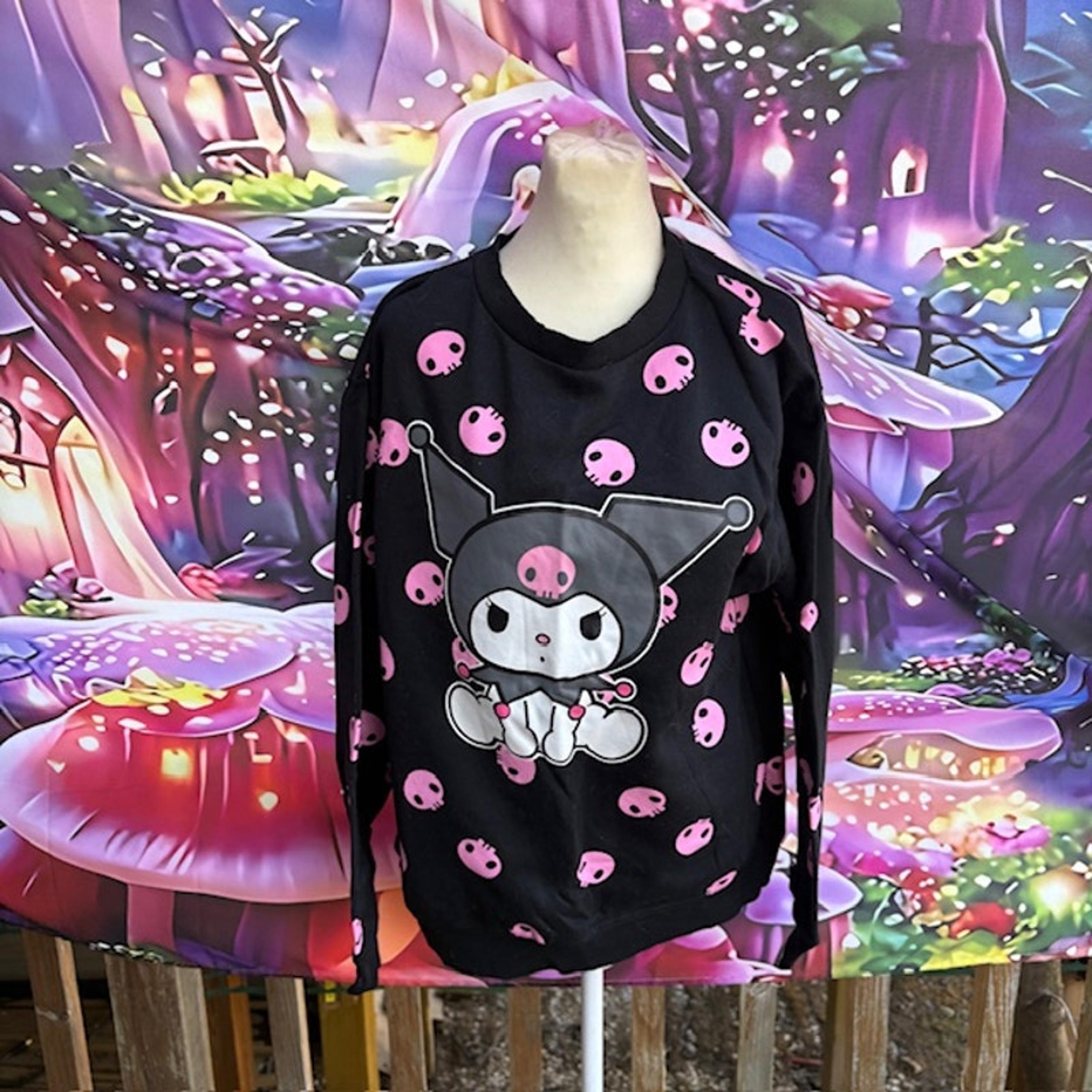 Kuromi By Sanrio BioWorld Black Skull Print Light Sweatshirt Small