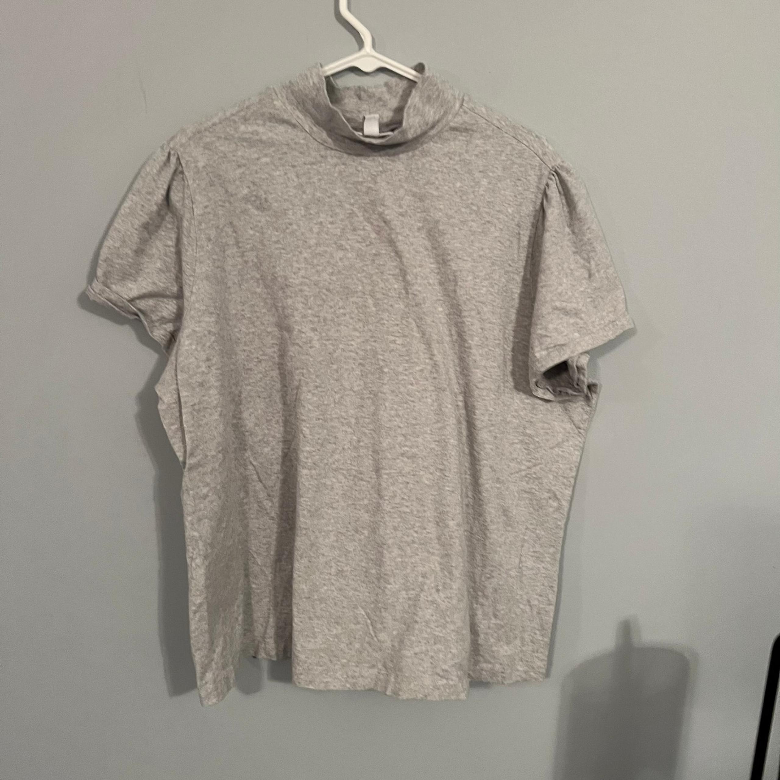 Fashion Bug Gray Mock Turtleneck Top Women's Plus Size 26 / 28 Short Sleeves