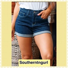 NWT JUDY BLUE High Rise Dark Wash Non Distressed Cuffed Denim Shorts
