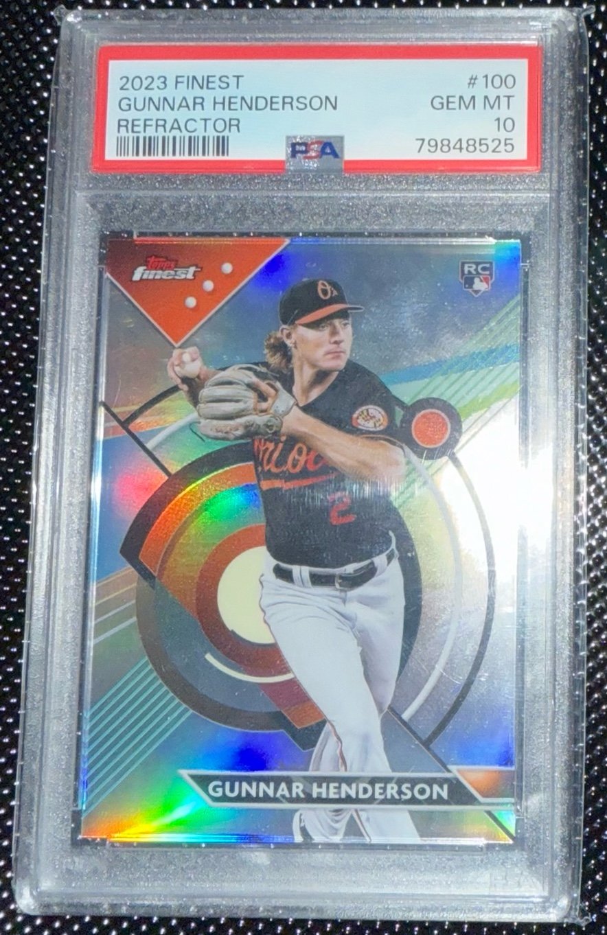 2023 Topps Finest - Gunnar Henderson #100 Refractor (RC) PSA 10