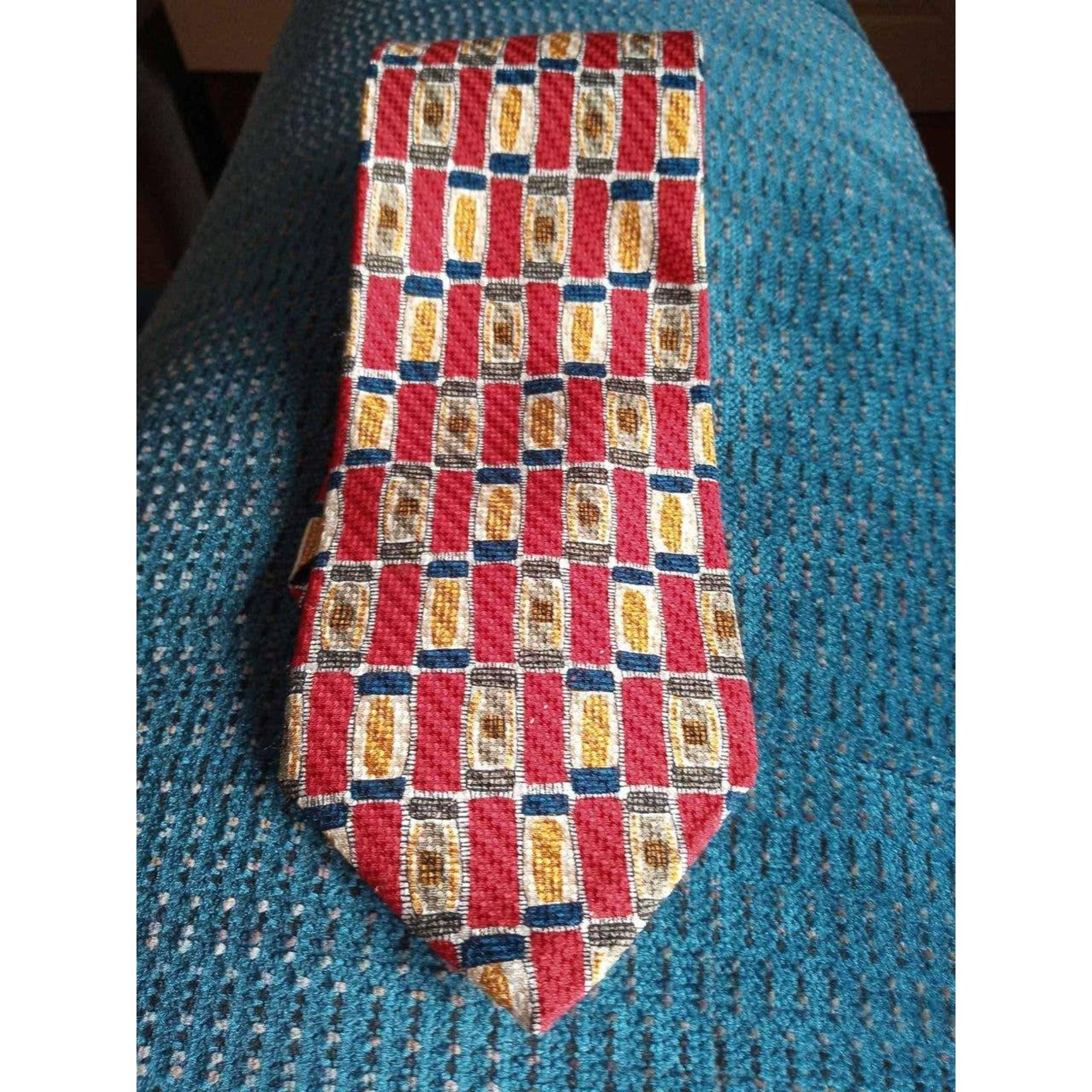 PAUL FREDRICKS 100% SILK ABSTRACT DESIGN  NECKTIE - 3.85"W x 56"L